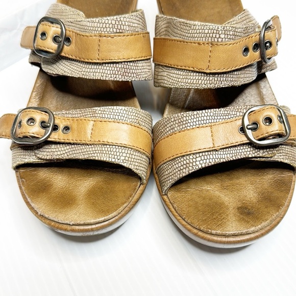 Dansko Jessie Sand Lizard Wedge Slide (38) - Picture 8 of 13